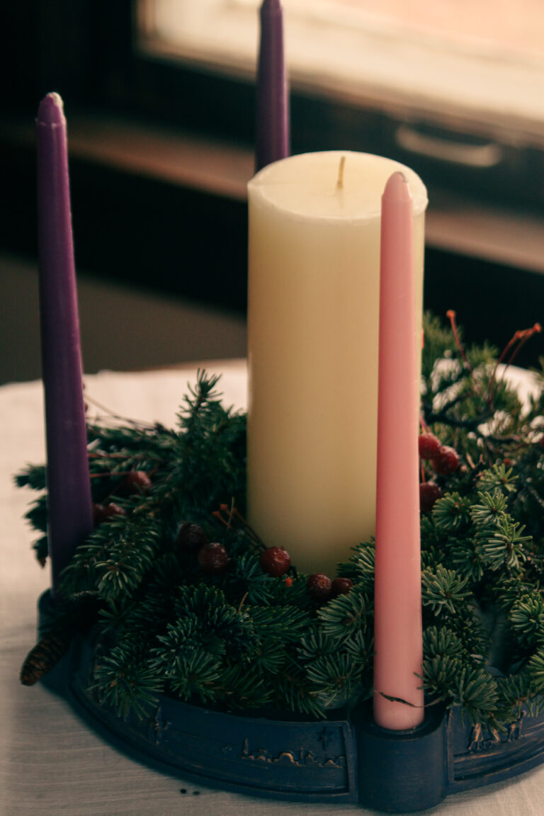 Ad te levavi Advent Wreath