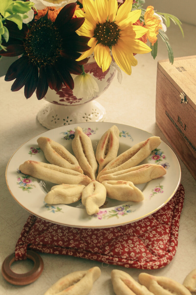 Mary, Martha, and Lazarus Navettes